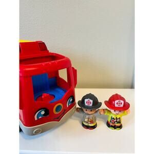 Fisher-Price Little People Helping Others Fire Truck with Sounds Songs & Phrase